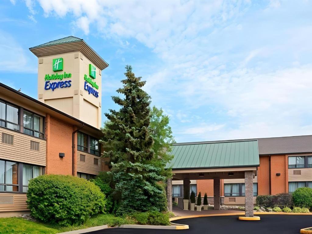 Holiday Inn Express Toronto East - Scarborough By Ihg Eksteriør bilde