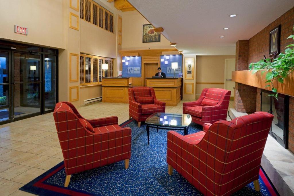 Holiday Inn Express Toronto East - Scarborough By Ihg Eksteriør bilde