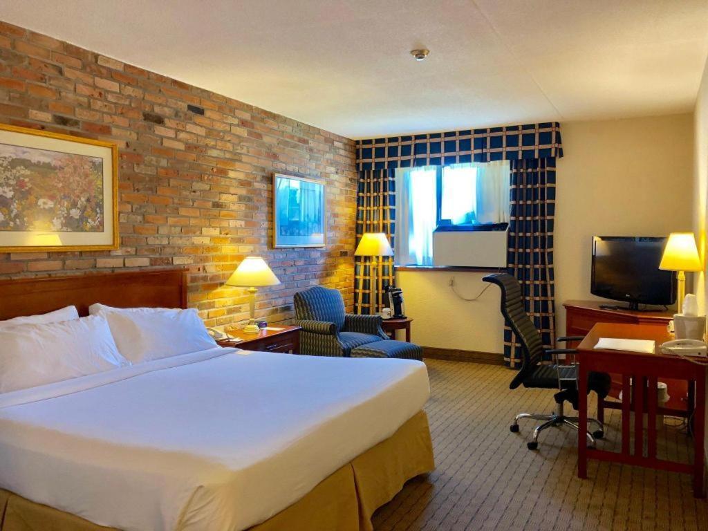 Holiday Inn Express Toronto East - Scarborough By Ihg Eksteriør bilde