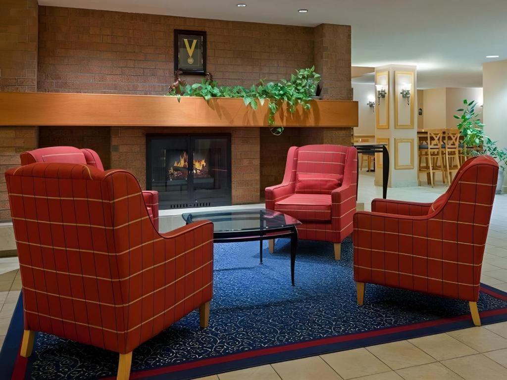 Holiday Inn Express Toronto East - Scarborough By Ihg Eksteriør bilde